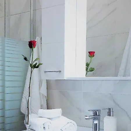 Tiepolo Elegant Apt, 5th Fl * Thessaloniki
