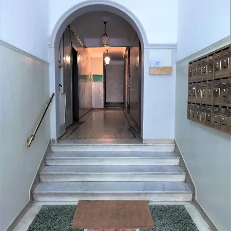 Tiepolo Elegant Apt, 5th Fl Thessaloniki